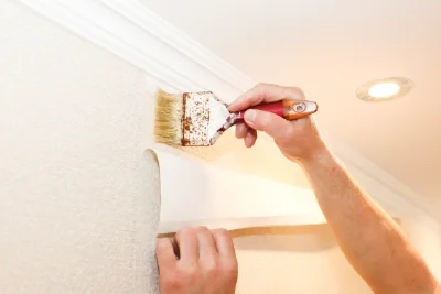 Pose de papier peint aux Arques — revêtements muraux et toiles de verre